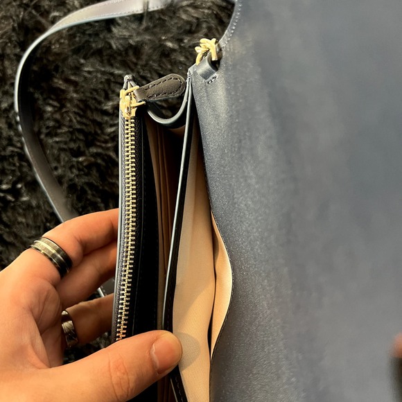 kate spade new york small hand bag with chain strap - Picture 8 of 9